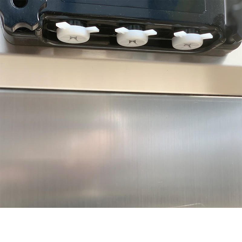 38 L/H Commercial Ice cream machine Stand Soft serve ice cream machine with Panasonic or Embraco Compressor
